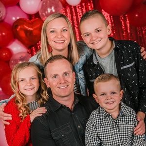 Meet your Posher, Whitney